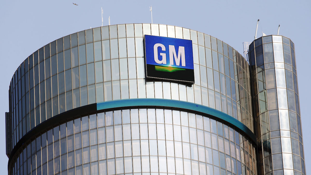 GM recalling more than 449,000 SUVs, pickups  NBC10 Philadelphia [Video]