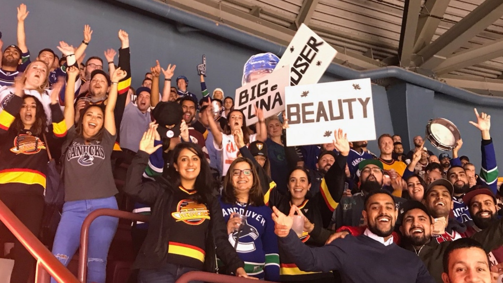 Canucks fan group The Larscheiders lose spot at Rogers Arena [Video]