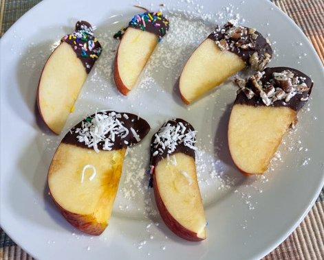 Simply Delicious Recipe: Decadent snack using Ontario apples – Toronto [Video]