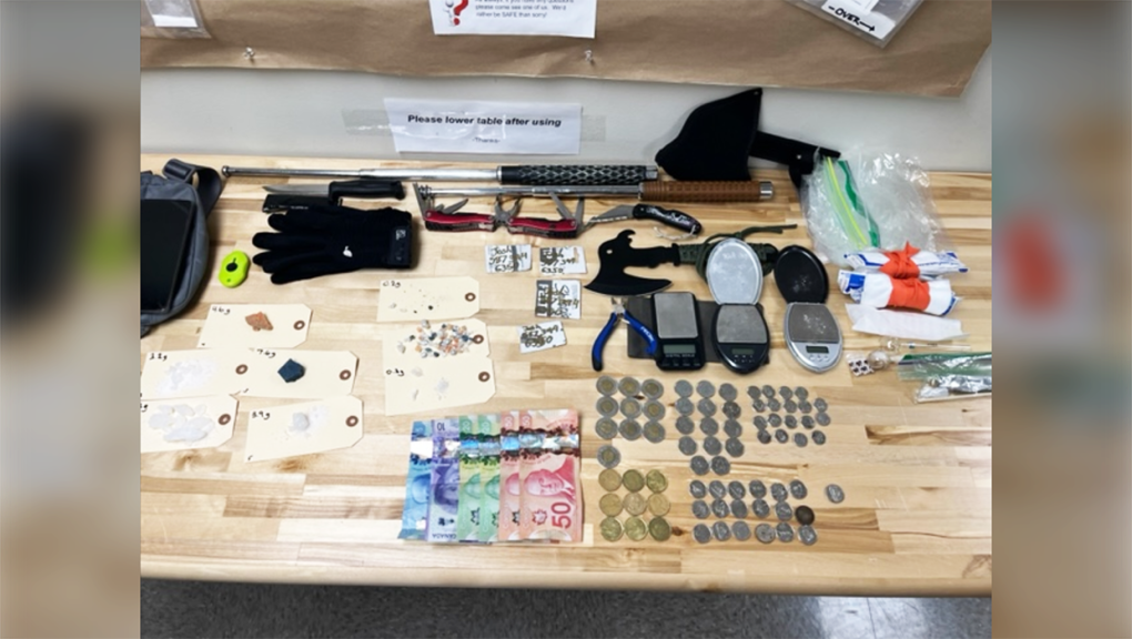 Lethbridge police seize meth, fentanyl and weapons in bicycle bust [Video]