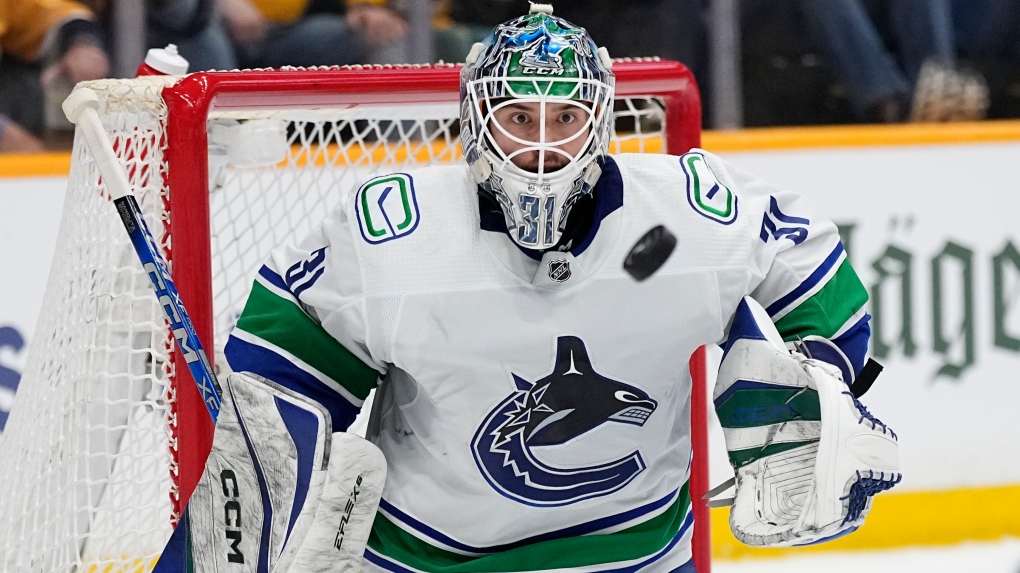 Canucks goalie Silovs confident, calm heading into new season [Video]