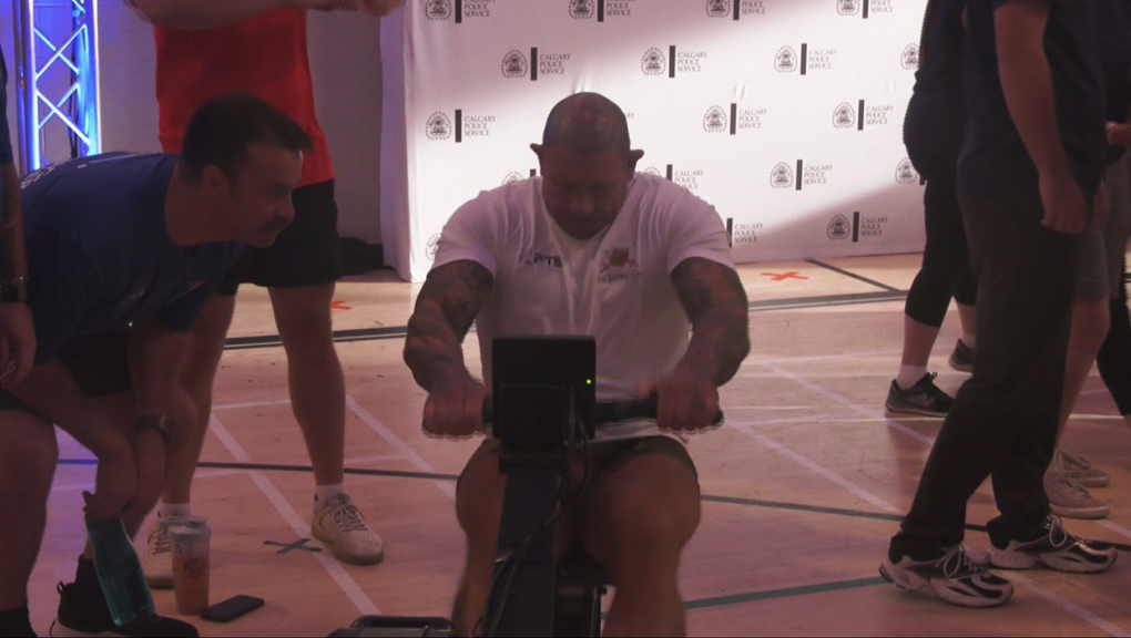 Calgary police host stationary rowing event to raise funds for vets, first responders [Video]