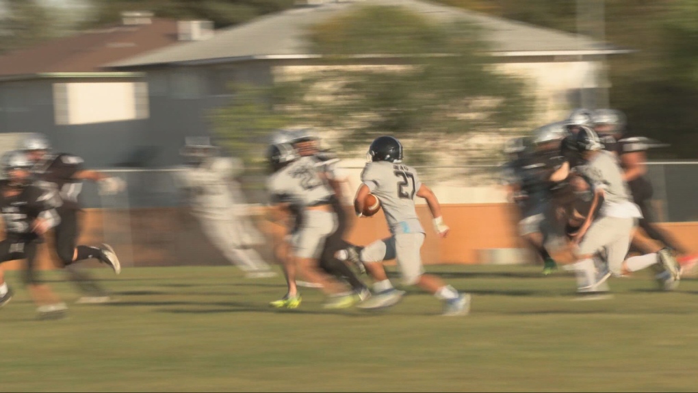 Week three of Winnipeg high school football wraps up [Video]