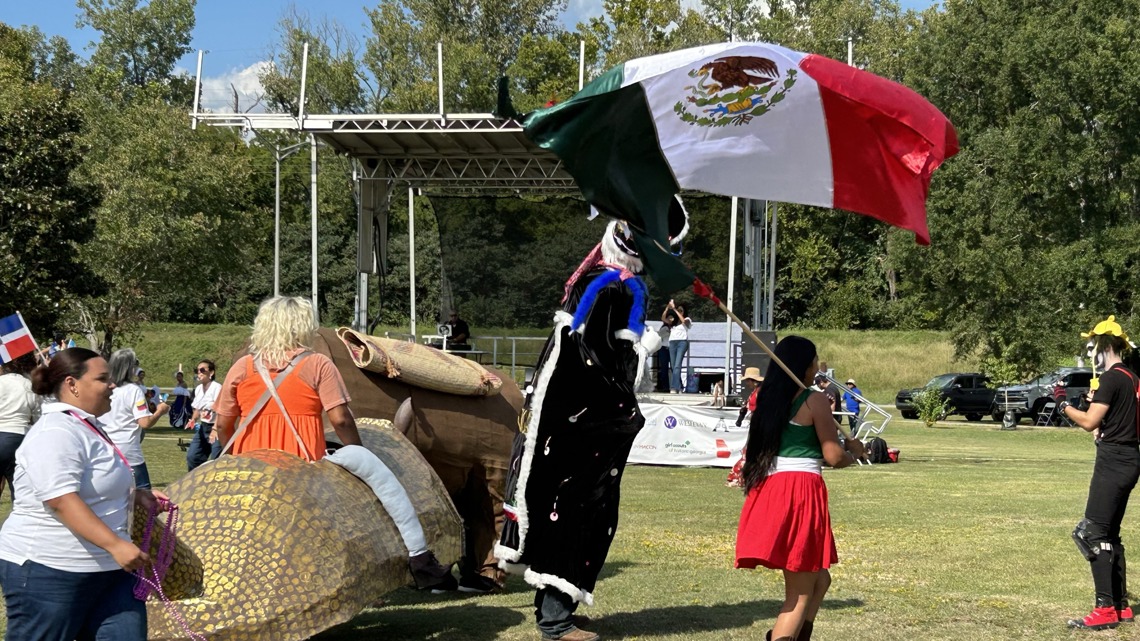 Macon-Bibb natives come out for 3rd annual Hispanic Festival [Video]