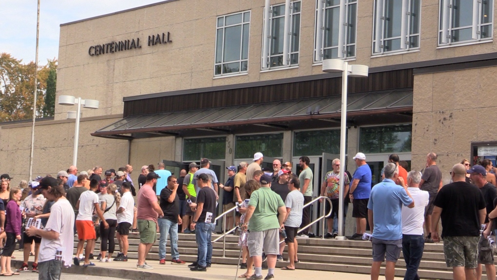 CAMI employees ratify new contract [Video]