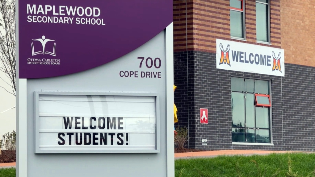 Maplewood Secondary School opens to students [Video]