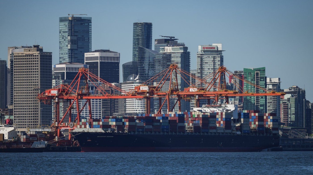 Grain workers strike: Job action begins at Metro Vancouver terminals [Video]