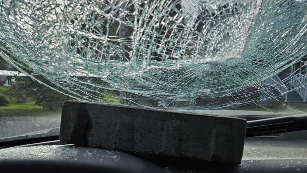 Mayor of small Quebec town speaks out after brick thrown through windshield while inside his car [Video]