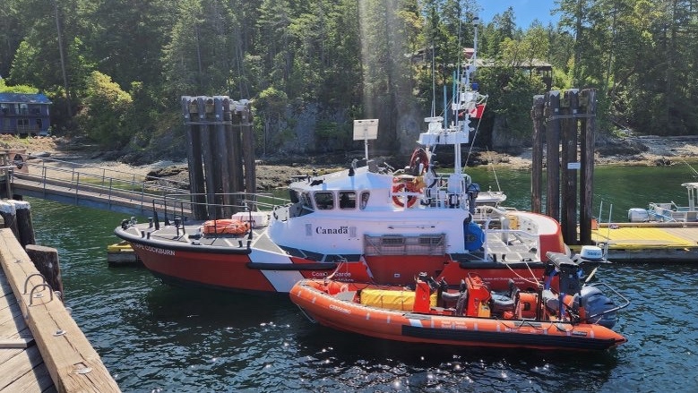 Boater rescued after vessel capsizes off Vancouver Island [Video]