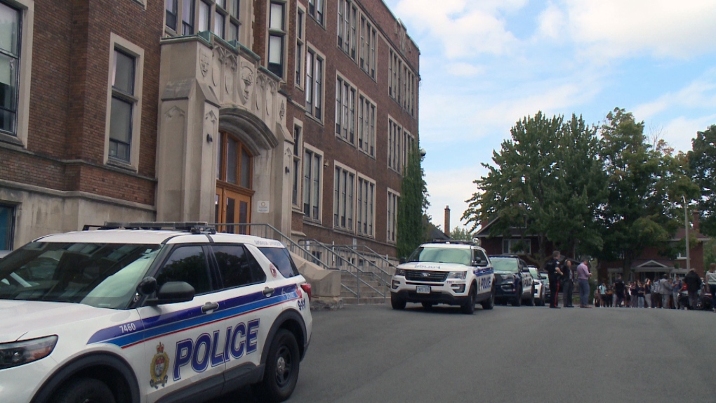 Glebe Collegiate lockdown: 2 youths arrested [Video]