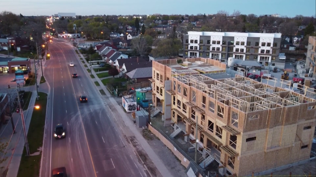 London council votes to permit stacked townhouses on connector streets [Video]