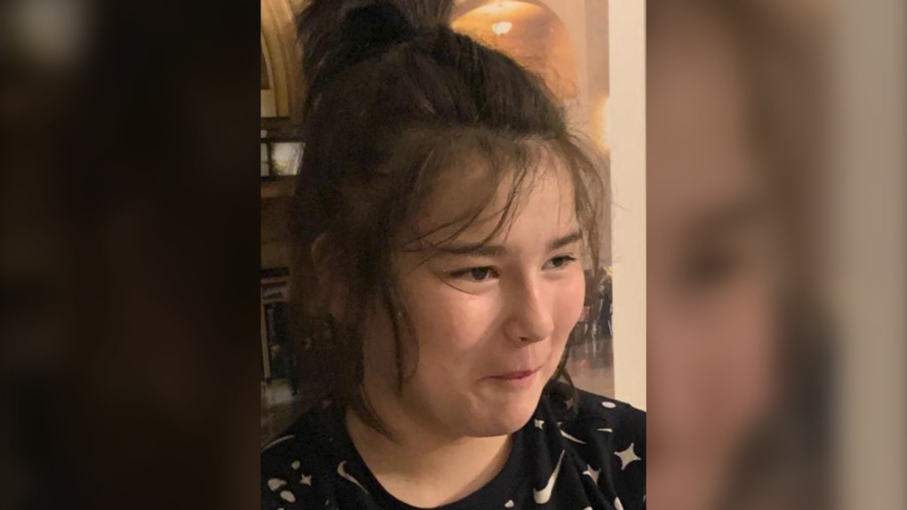 Winnipeg police search for missing girl [Video]