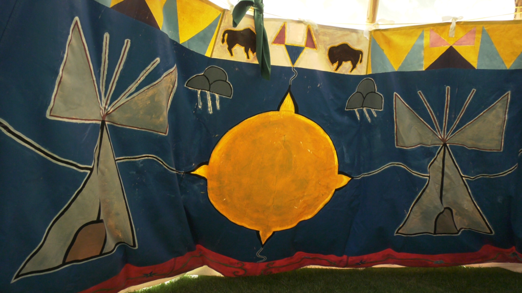 Government House celebrates student painted tipi art [Video]