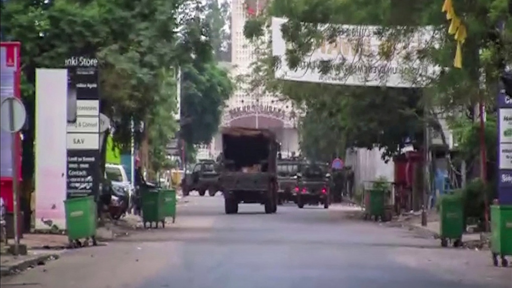 Guinea presidential palace locked down amid gunfire [Video]