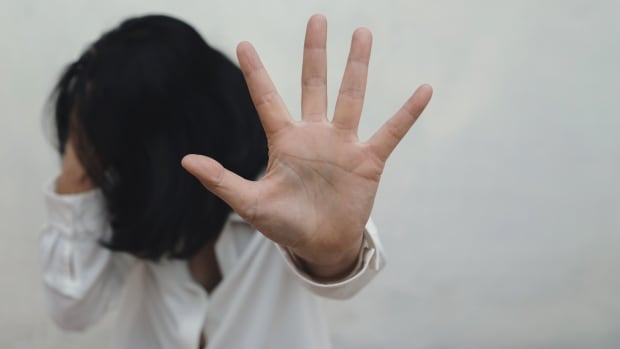 What is coercive control? New tool helps victims of intimate partner violence recognize it [Video]