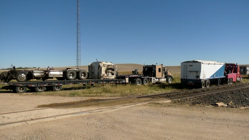 Man dies after semi and train crash on Sask. highway [Video]