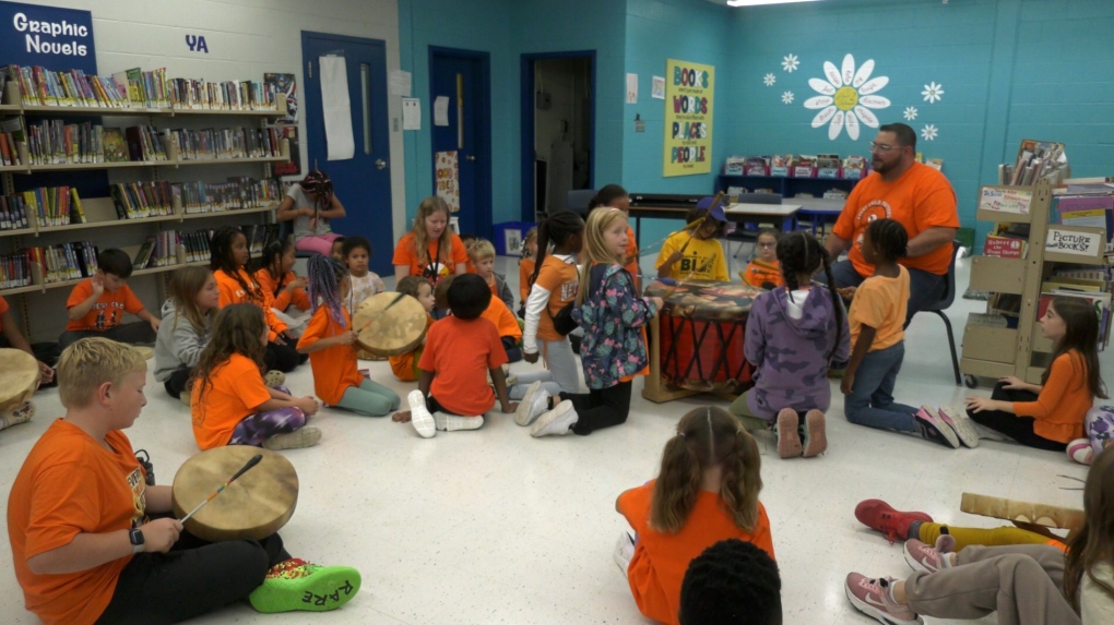 N.S. news: Students learn about Orange Shirt Day [Video]