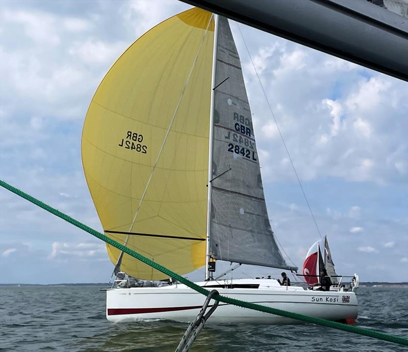 JOG Cowes – Poole – Cowes race, sponsored by Stoneways Marine [Video]