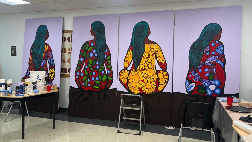 Jackie Traverse teams up with students to create mural [Video]