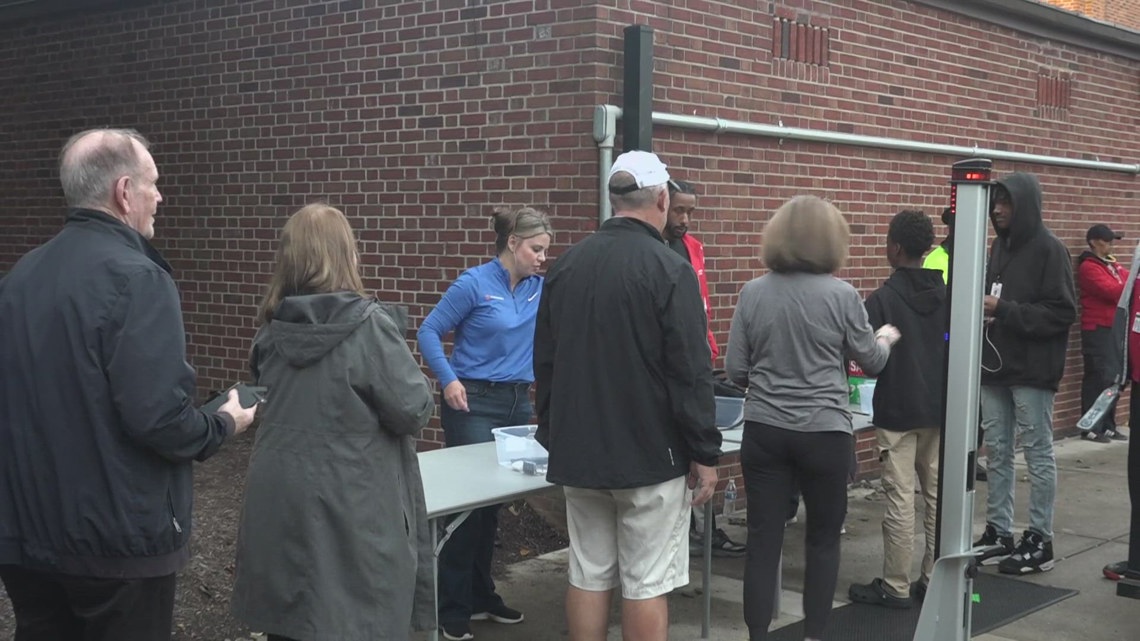 Shaker Heights High School implements new security measures for home football games [Video]