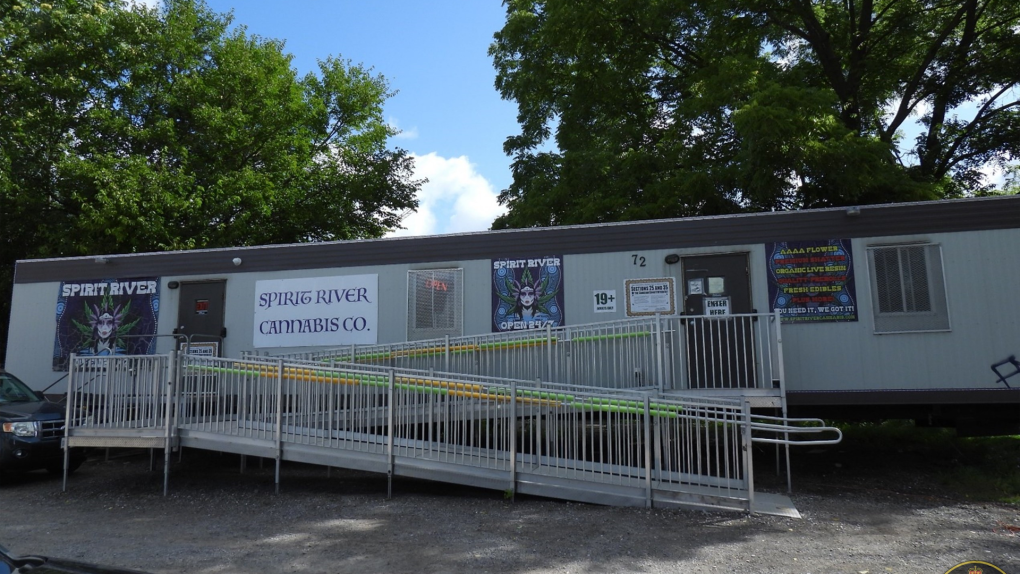 OPP shut down illegal cannabis stores in London [Video]