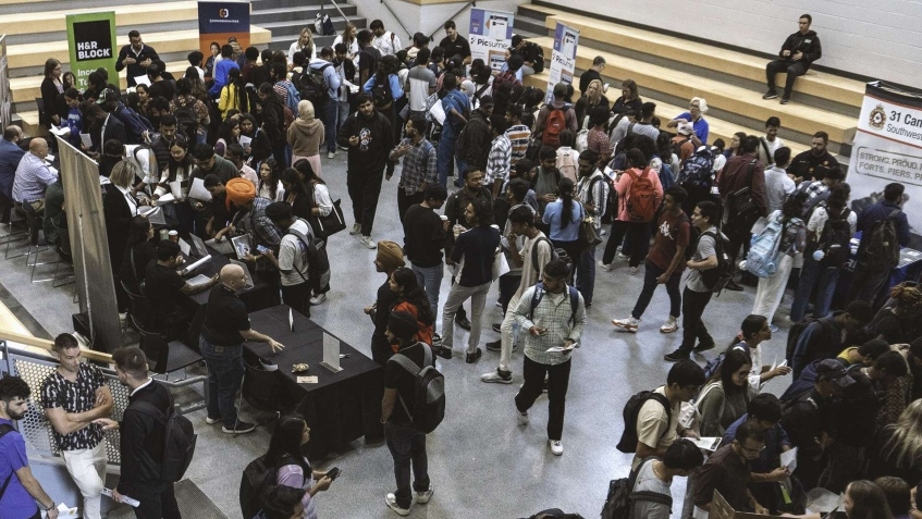 St. Clair students flock to job fair [Video]