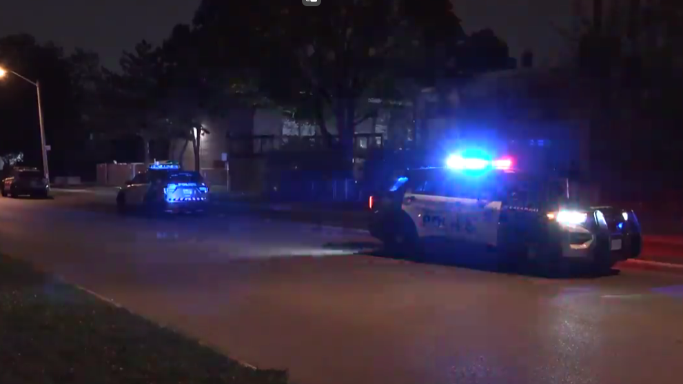 1 arrested following Etobicoke double stabbing [Video]