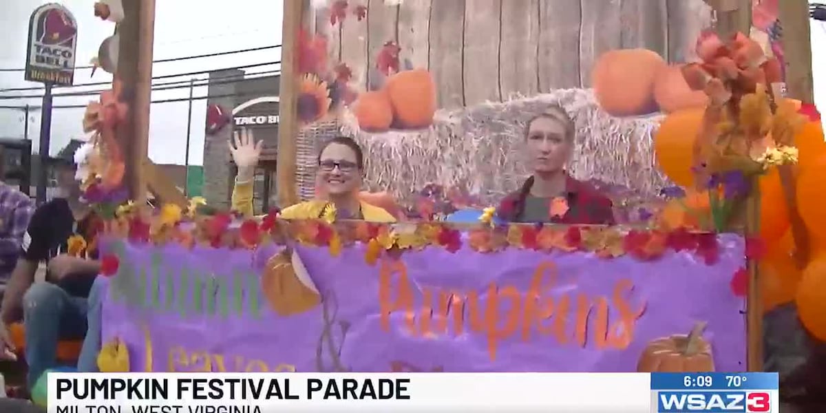 Pumpkin Festival Parade [Video]