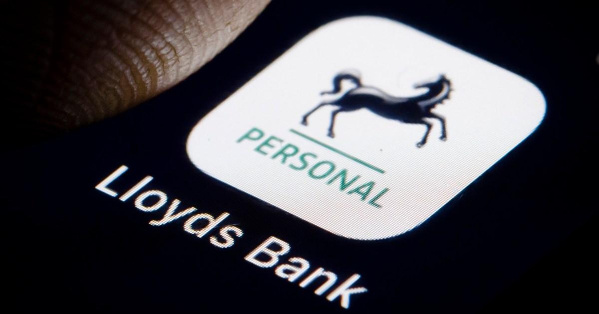 Money news: Lloyds and Halifax banking apps down as customers fume [Video]