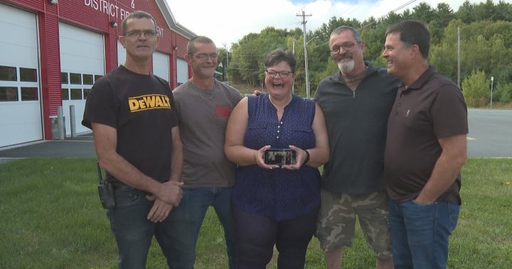 N.S. siblings find brother adopted at birth decades later. He was 20 km. away – Halifax [Video]