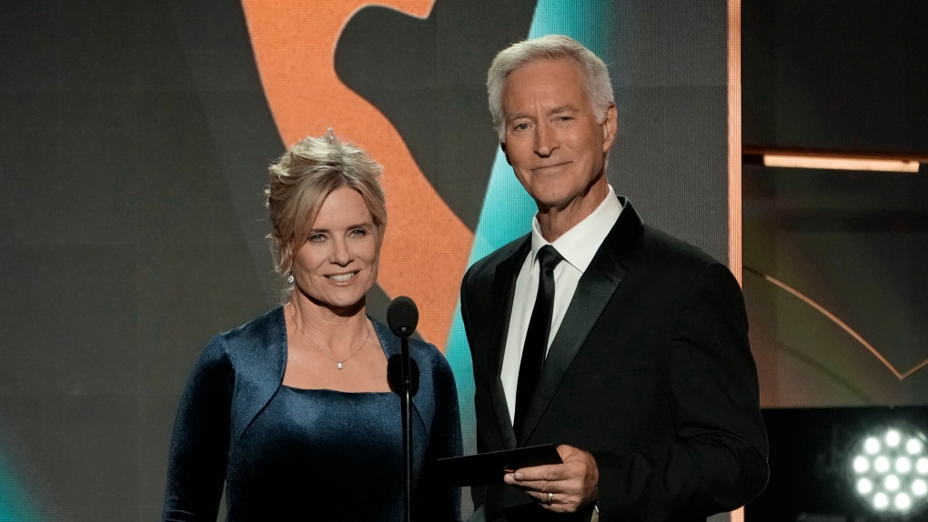 Drake Hogestyn, ‘Days of Our Lives’ star, dies at 70 [Video]