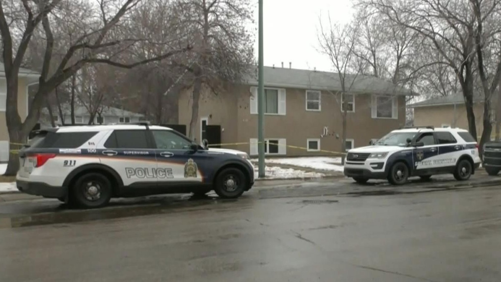 Saskatchewan police watchdog clears Saskatoon police officer involved in February shooting [Video]