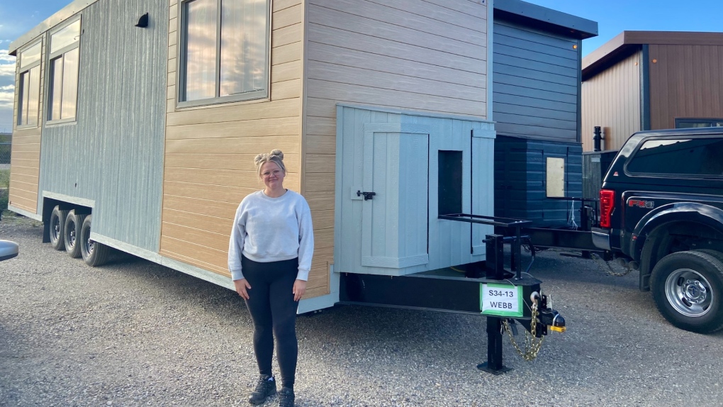 Homeowners scramble after Calgary tiny-home builder folds [Video]