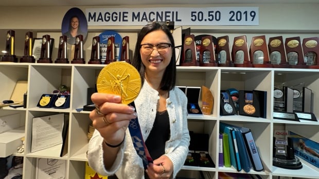 Olympic champion swimmer Maggie Mac Neil ‘at peace’ with retirement decision after ‘great run’ [Video]