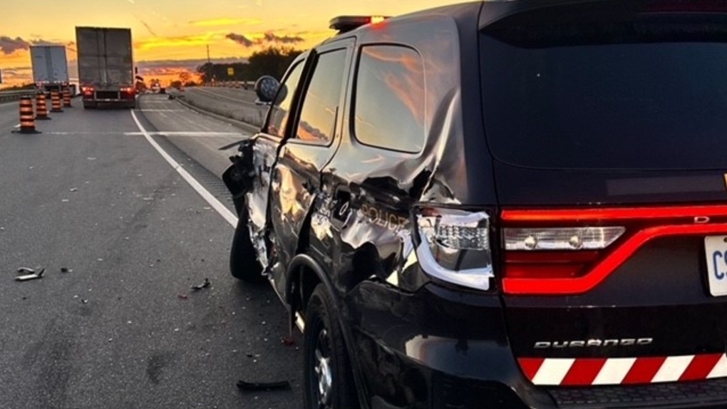 OPP vehicle struck on Highway 402 in Sarnia [Video]