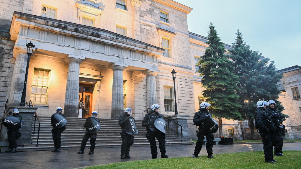 McGill enhancing security, closing campus to some for Oct. 7 [Video]