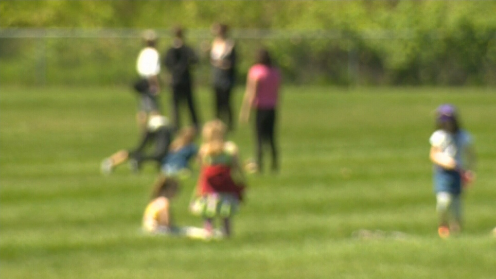 Man yells racial slurs at group of children in Kitchener: WRPS [Video]