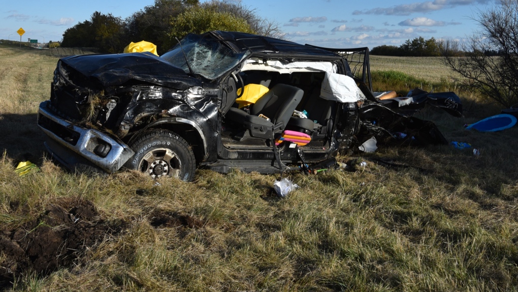 4 hospitalized after crash near St. Paul, Alta. [Video]