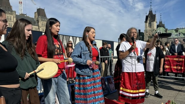 Vigil calls for more government action to reduce violence against Indigenous women [Video]