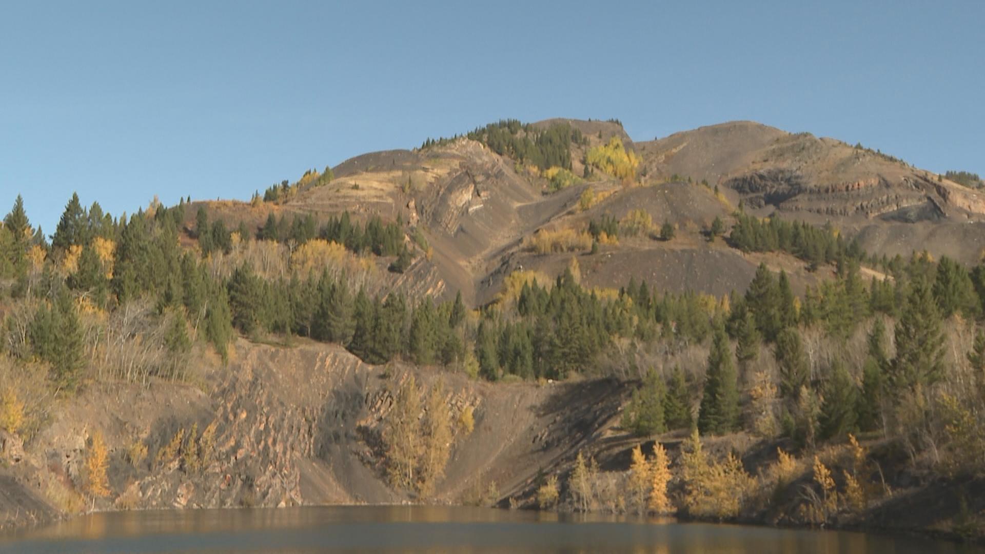 Controversy over Crowsnest Pass coal mining project continues [Video]