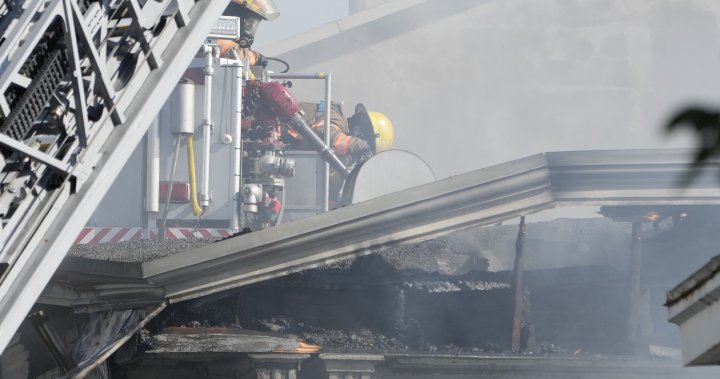 Mom and seven-year-old daughter from France killed in Old Montreal fire [Video]