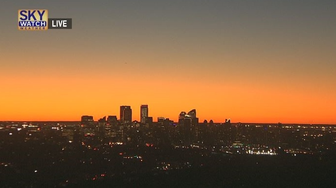 Calgary weather: Warm Tuesday before temperatures drop nearly 10-degrees by Thursday [Video]