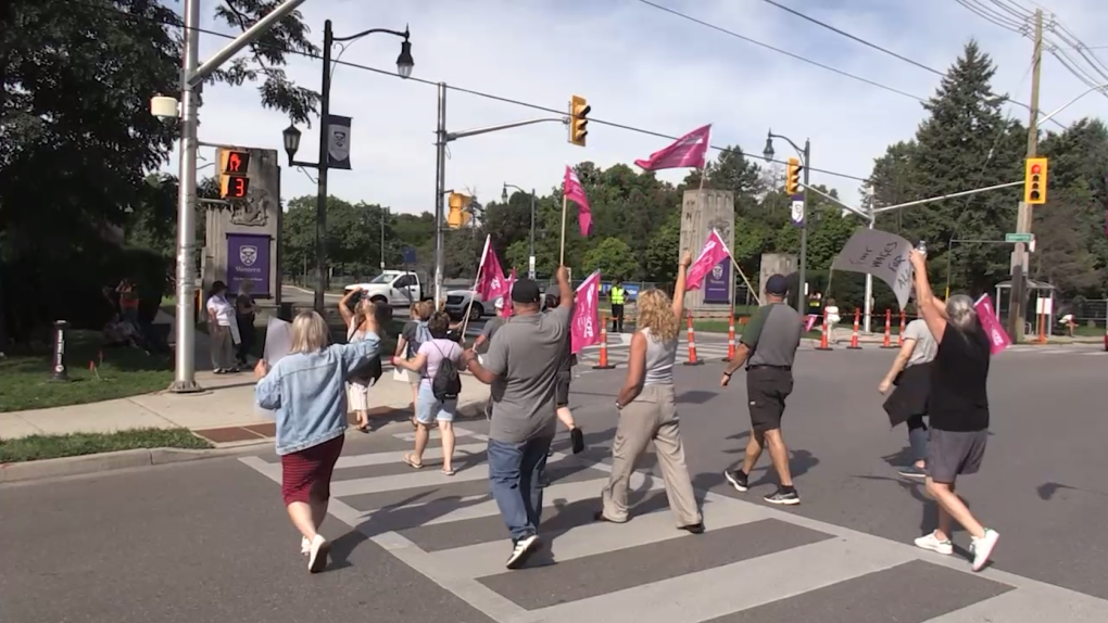 Western and CUPE back back at the bargaining table [Video]