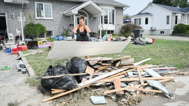 Homes damaged by floods could be renovated to withstand future flooding. So why aren’t they? [Video]