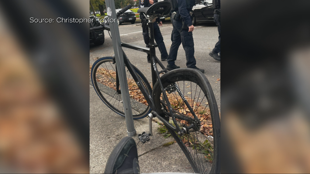 Man who stole Vancouver police cruiser hit cyclist [Video]