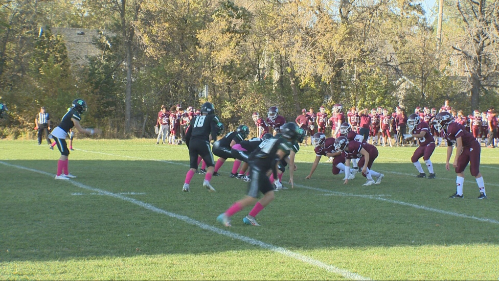 Winnipeg high school football sees high scoring to start week six [Video]