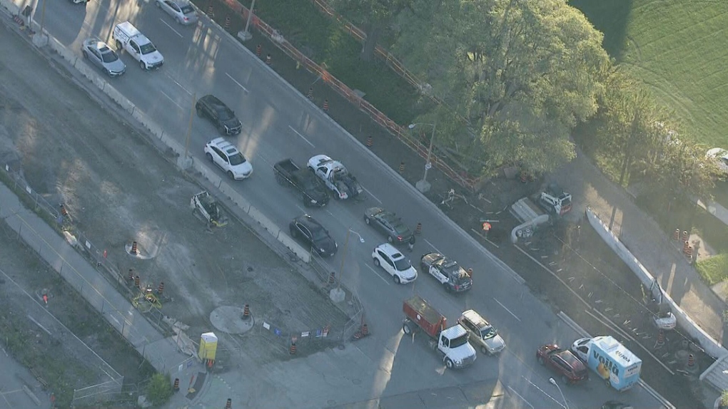 Cyclist struck by vehicle in Toronto [Video]