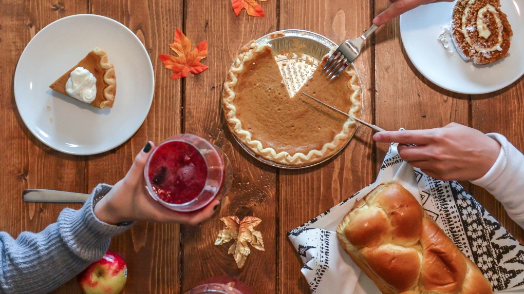 How to cut down Thanksgiving dinner costs [Video]