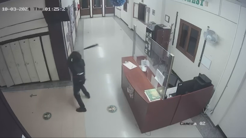 One arrested, two suspects still wanted in Windsor Islamic school break-in [Video]