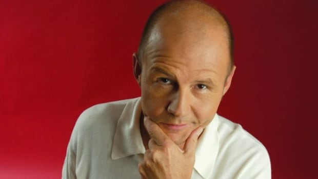 Mike Bullard, Canadian comedian and broadcaster, dead at 67 [Video]